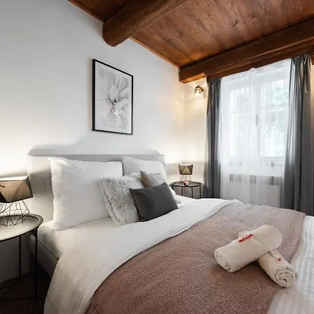 Alpina Ii Bed and Breakfast